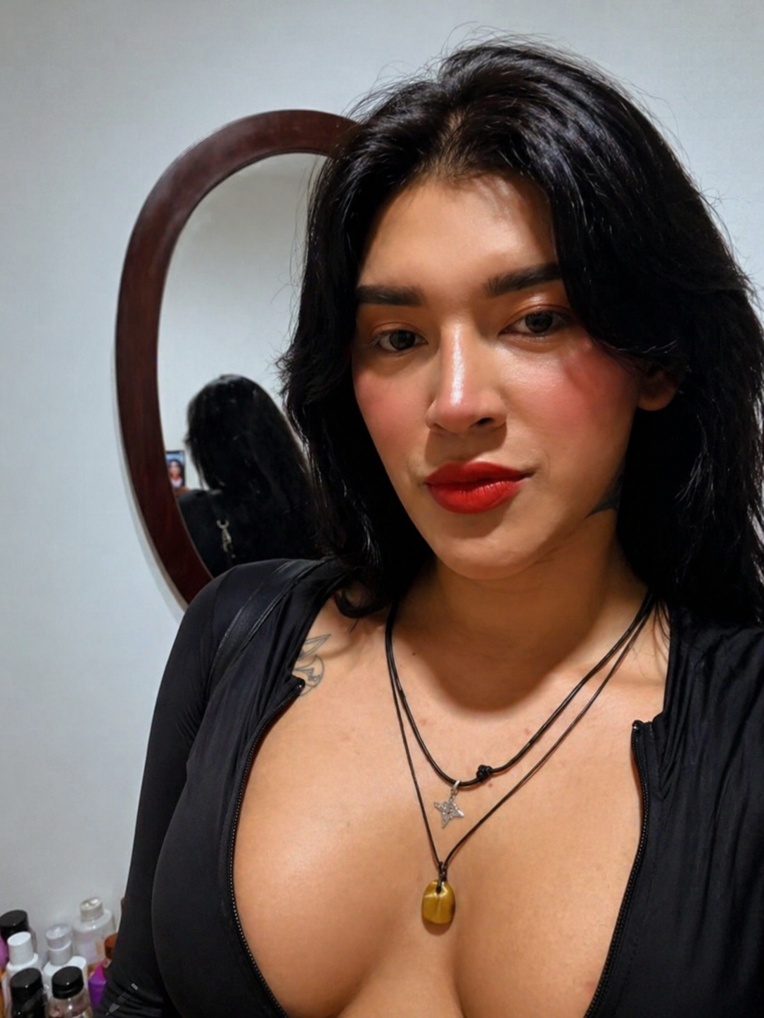 674661759 | STHEFANY | Transexual