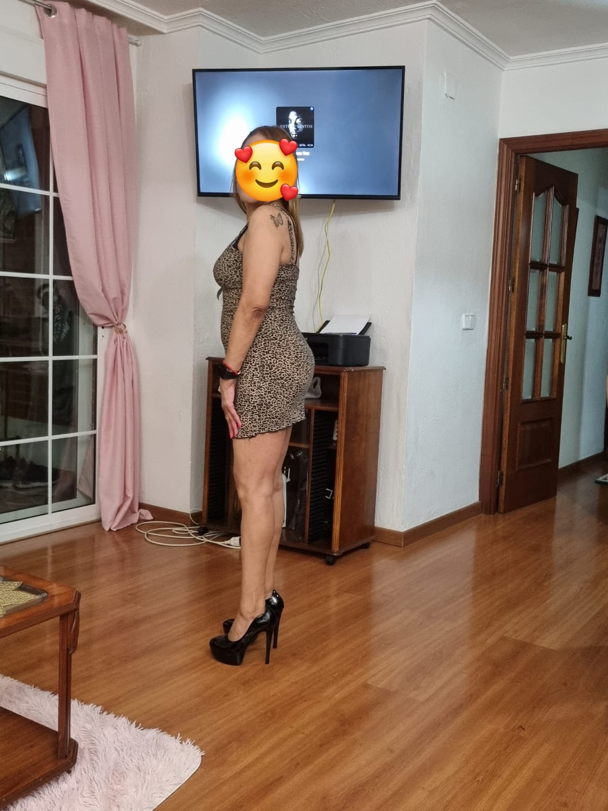 653454504 | KAREN | Chica