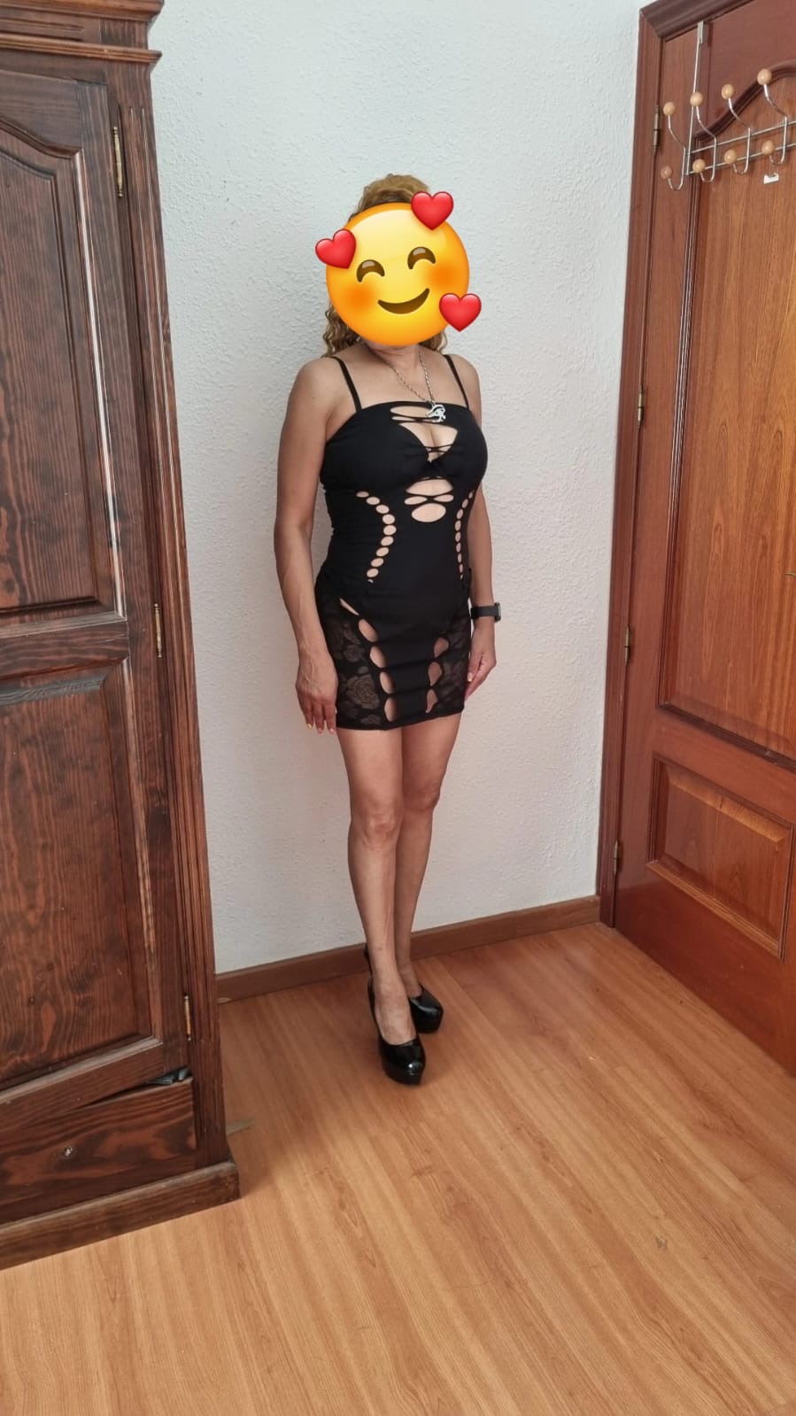 653454504 | KAREN | Chica