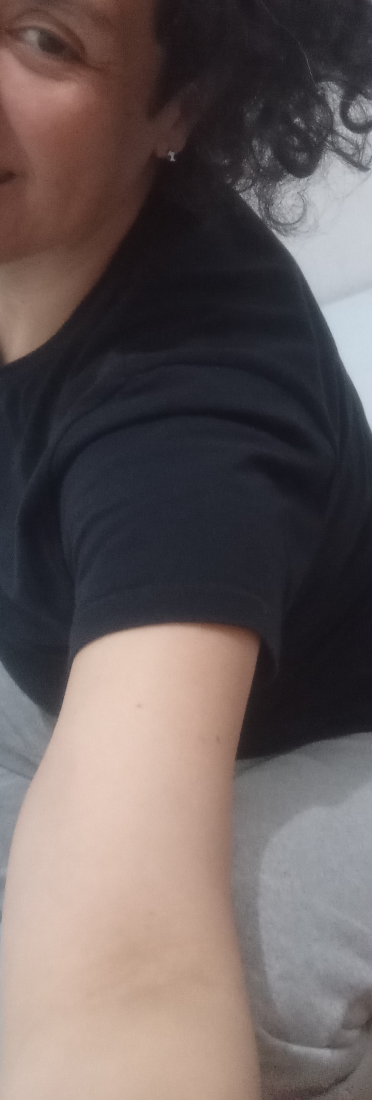 665175494 | CAROLINA | Chica