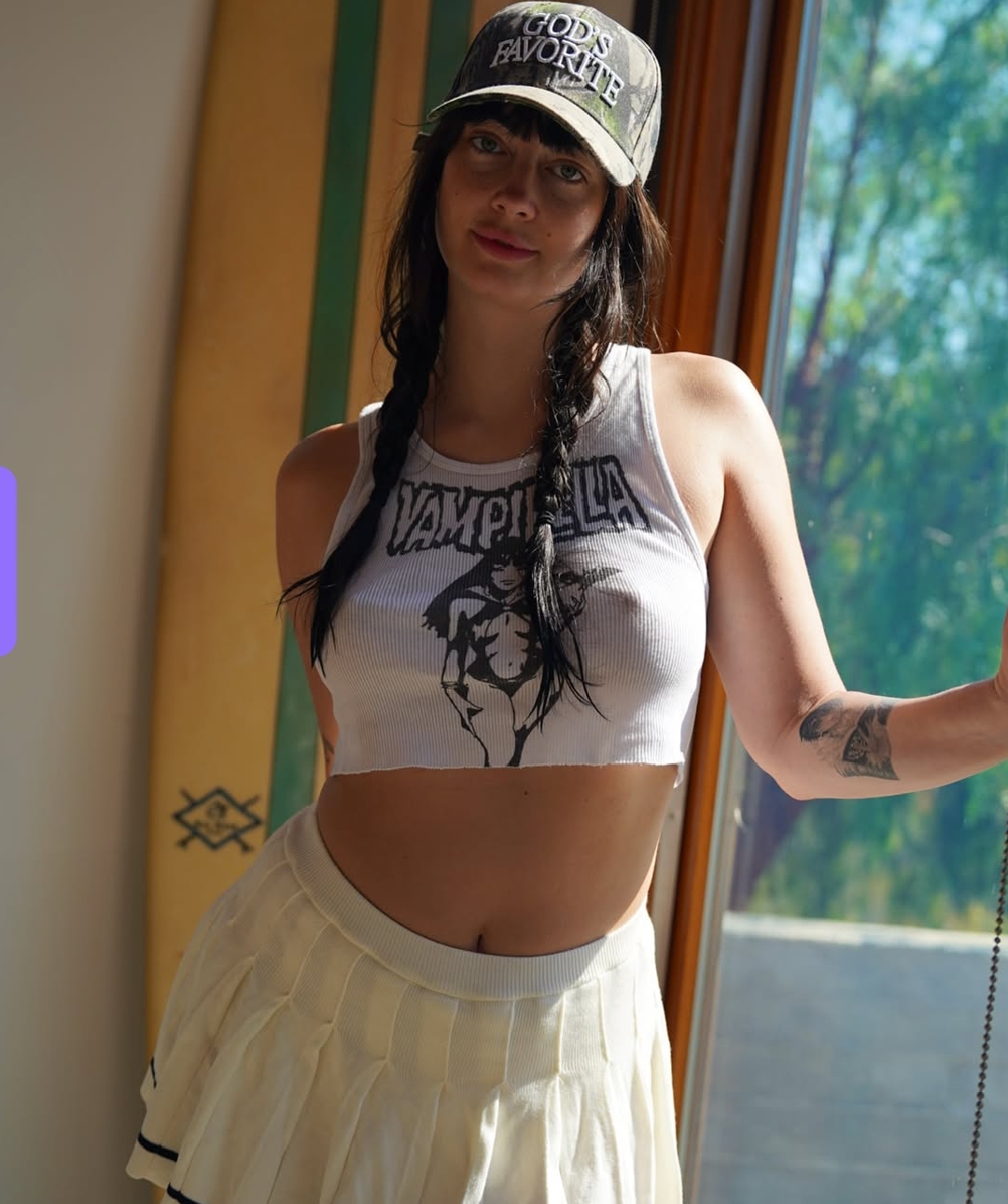 616259314 | KELLY | Chica
