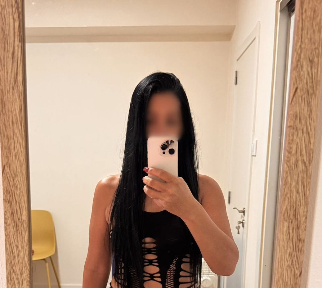 637058225 | LUANA | Chica