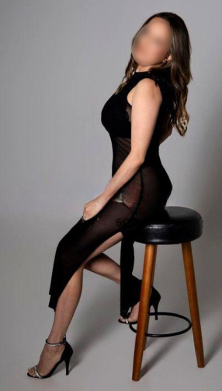 613913210 | JENNY | Chica