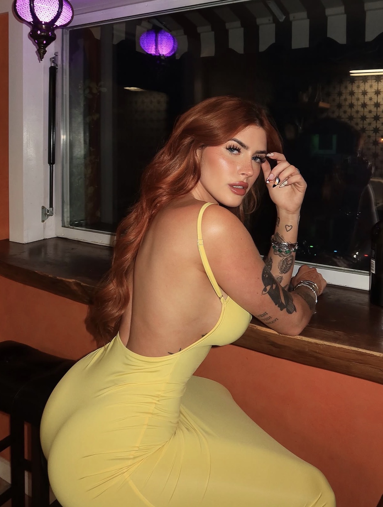 653248397 | LUCIA | Chica