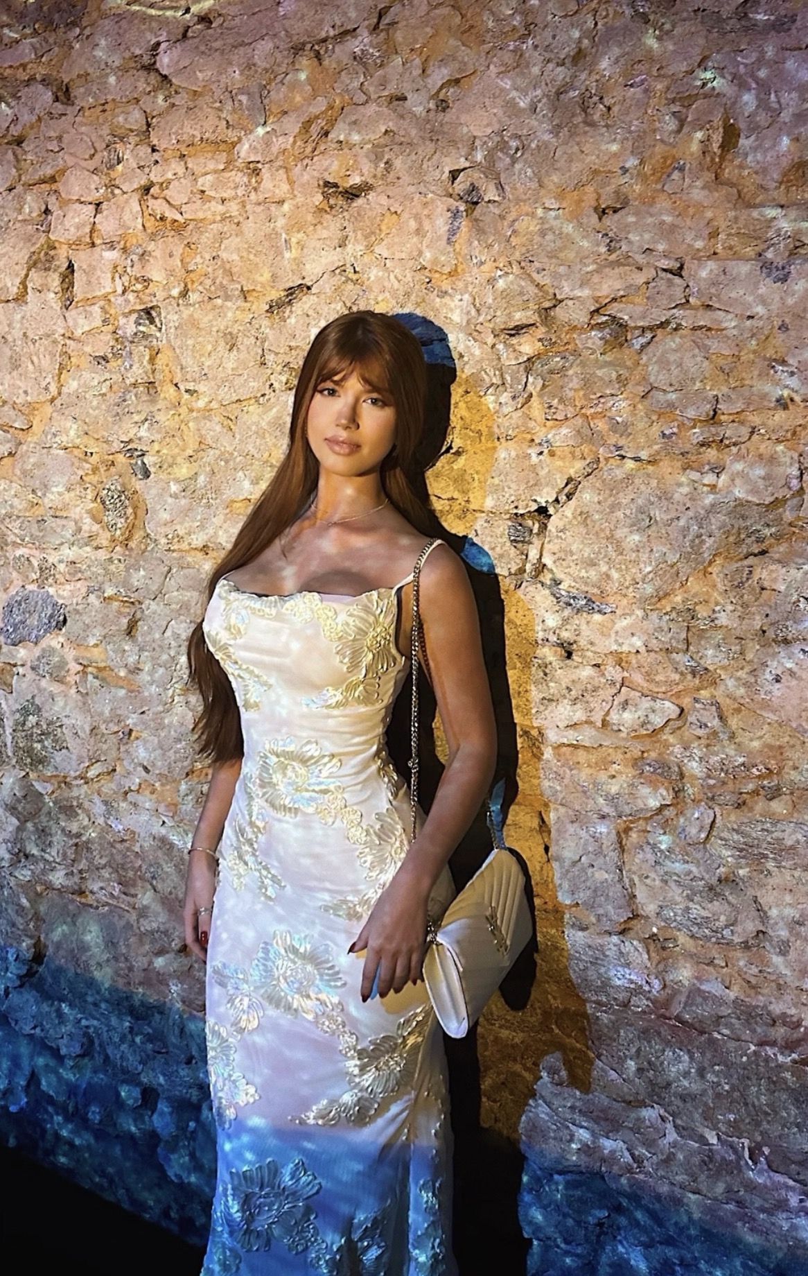 613618507 | MAYALE | Chica