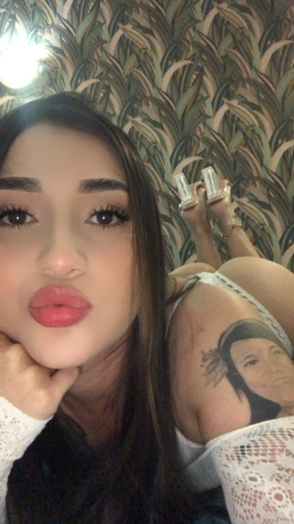 643243547 | NATALIA | Chica