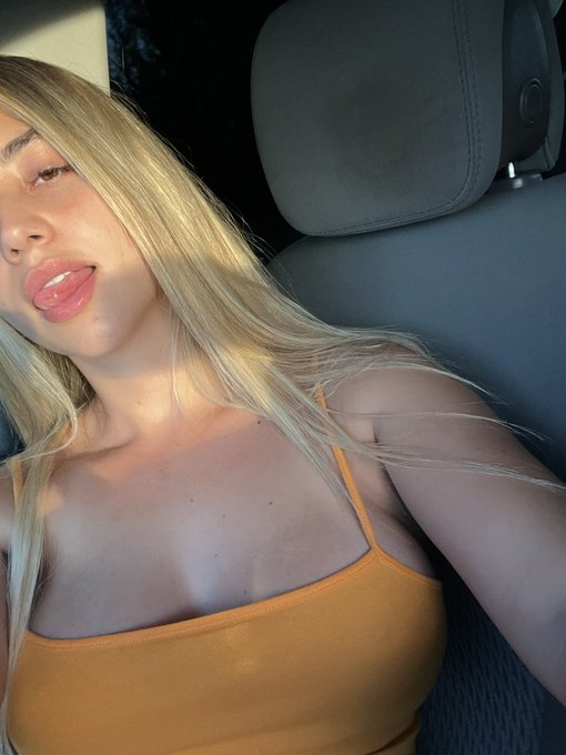 634520842 | BRAYANE | Chica