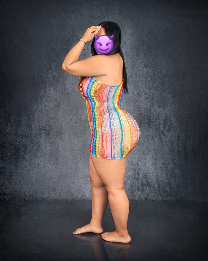 663463297 | CATA | Chica