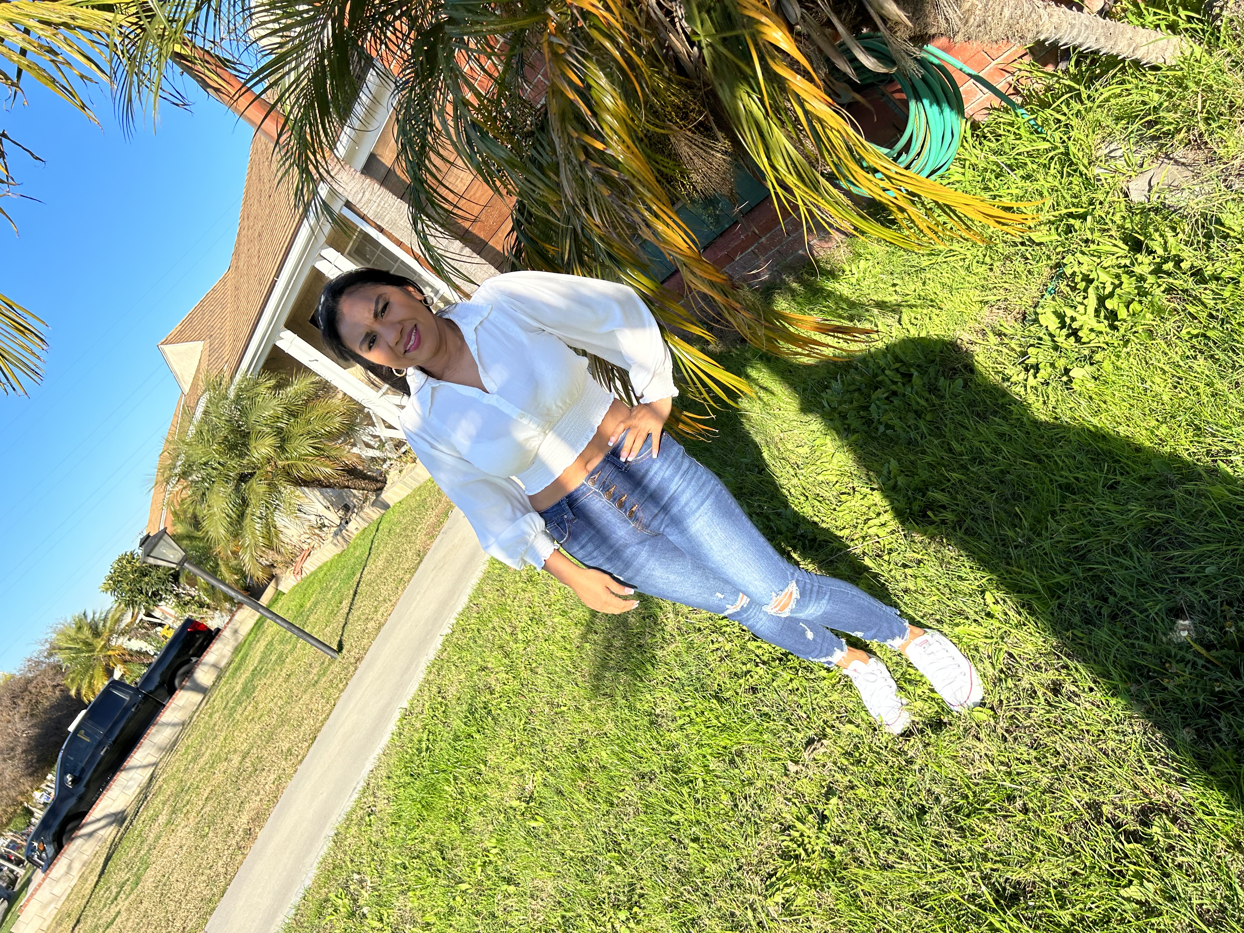 657904277 | DAMARYS | Chica
