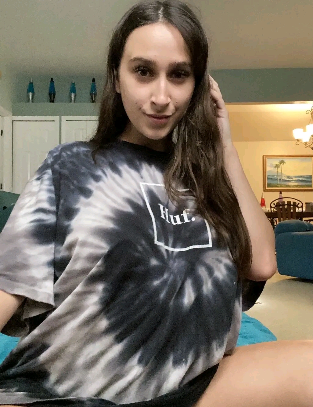 604595662 | ASH | Chica
