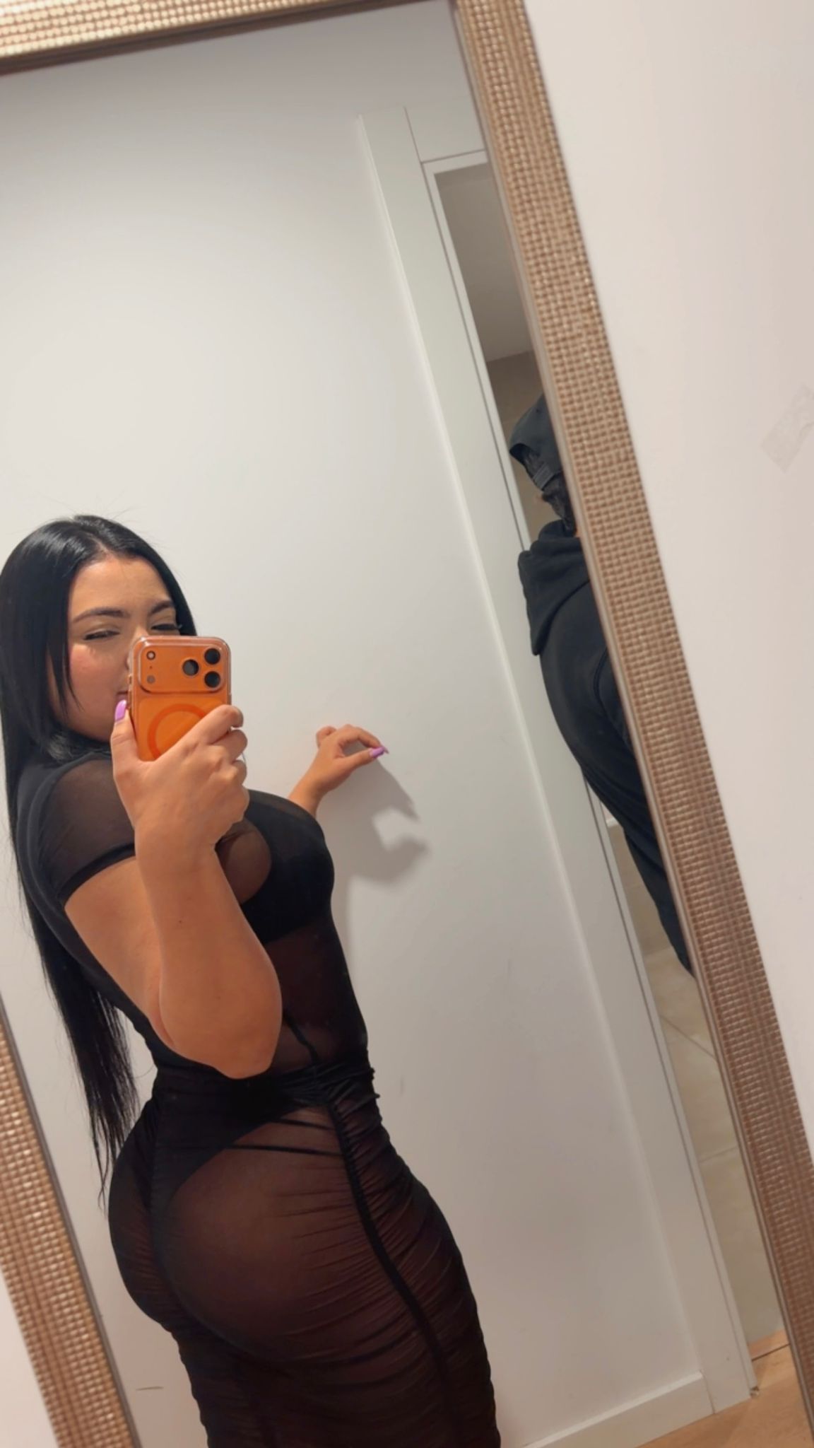 645494034 | DAHIANA | Chica
