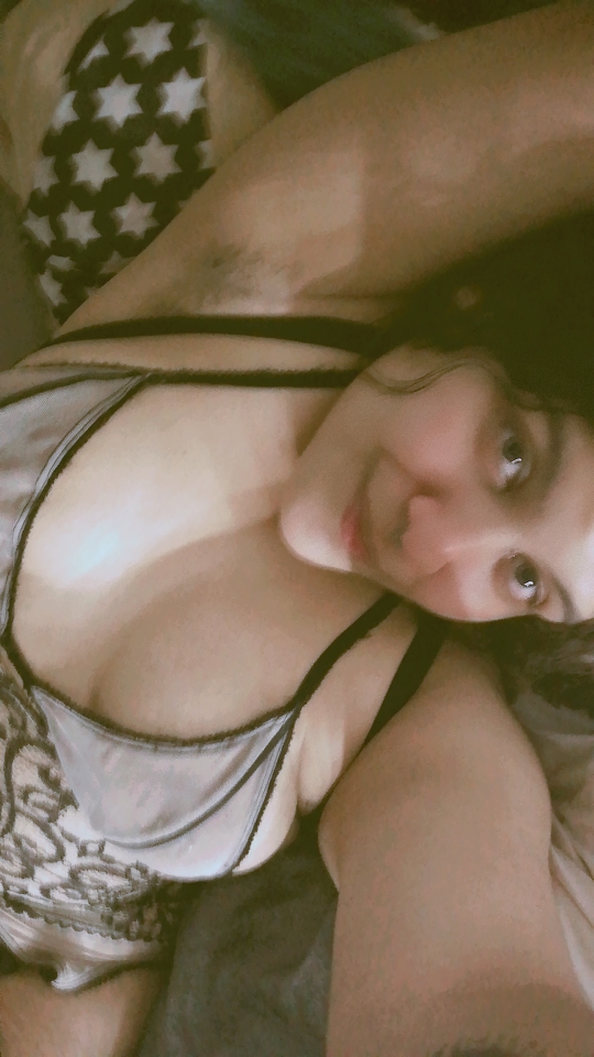 602479647 | ESMERALDA | Chica