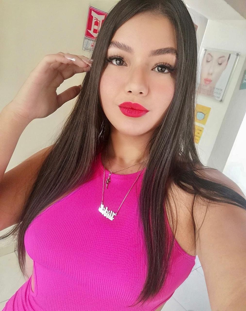 641971533 | MICHEL | Chica