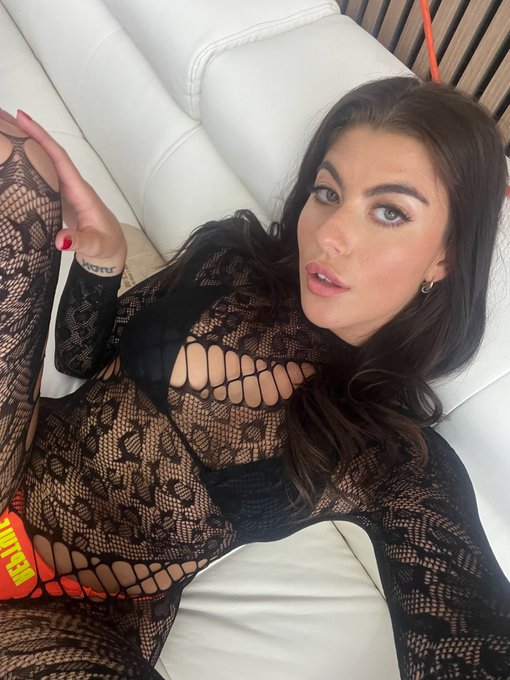 633639272 | LAURA | Chica