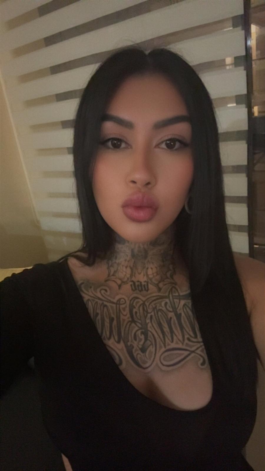656631346 | ALANA | Chica