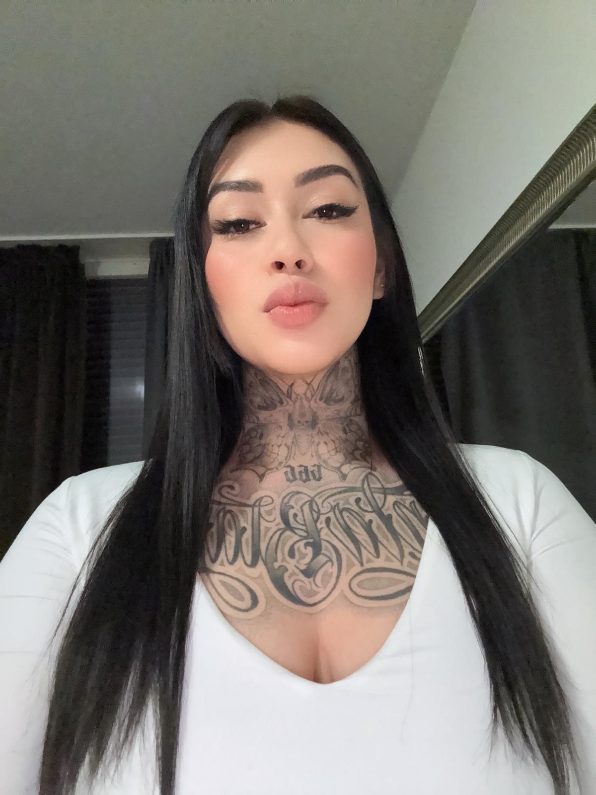 656631346 | ALANA | Chica