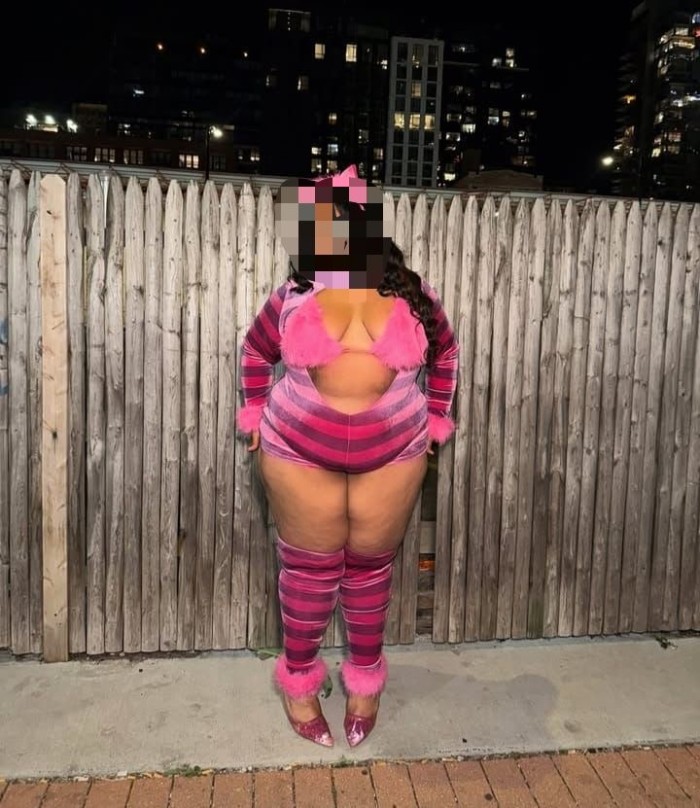 640579134 | ELIZABETH | Chica