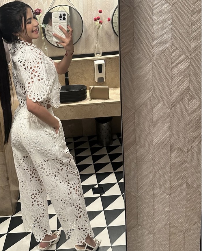 743099391 | MARY | Chica