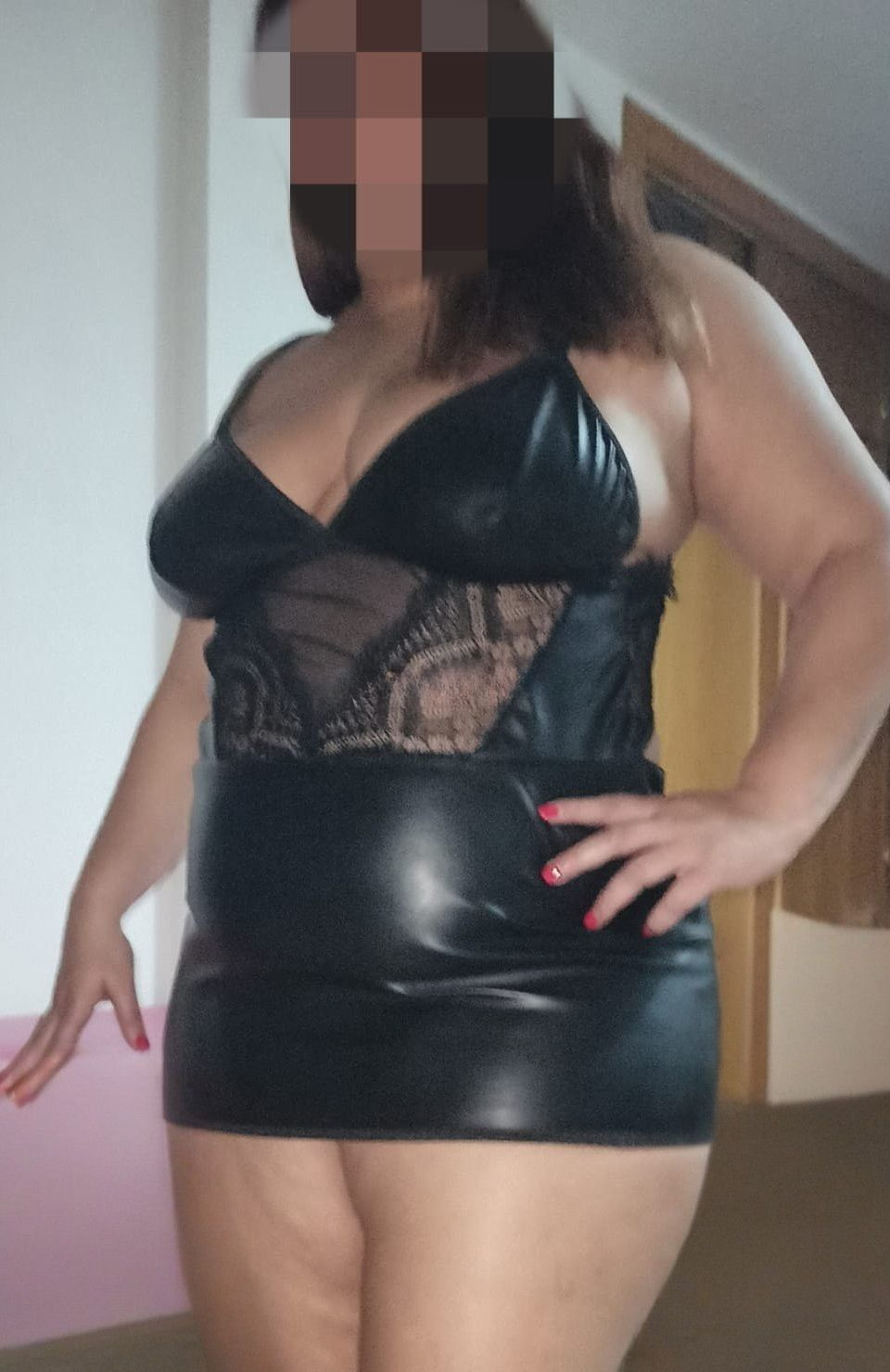 642458297 | LUNNA | Chica