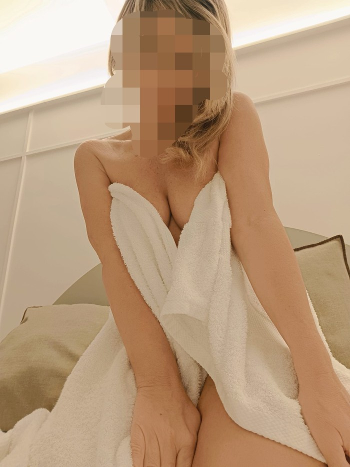 672959903 | MARIA | Chica