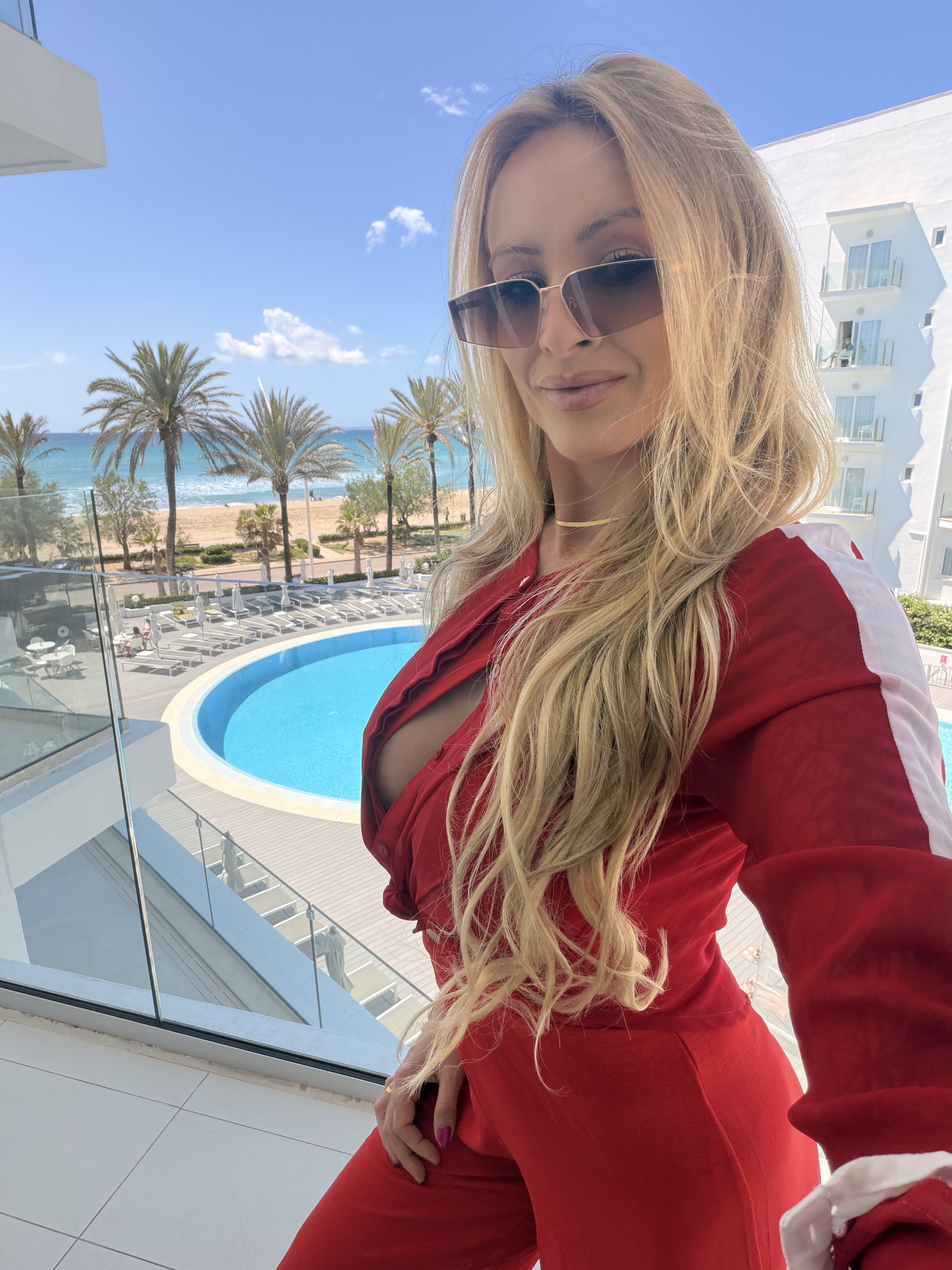 604303959 | ISABELLA | Chica