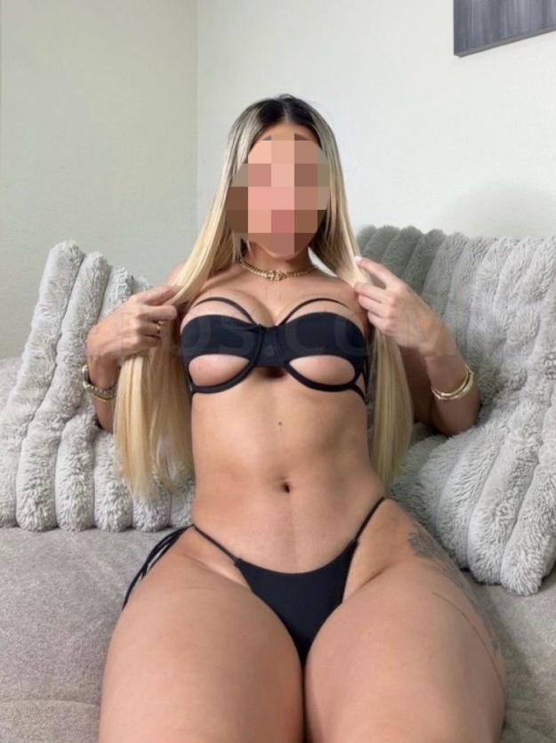 611231703 | ANA | Chica