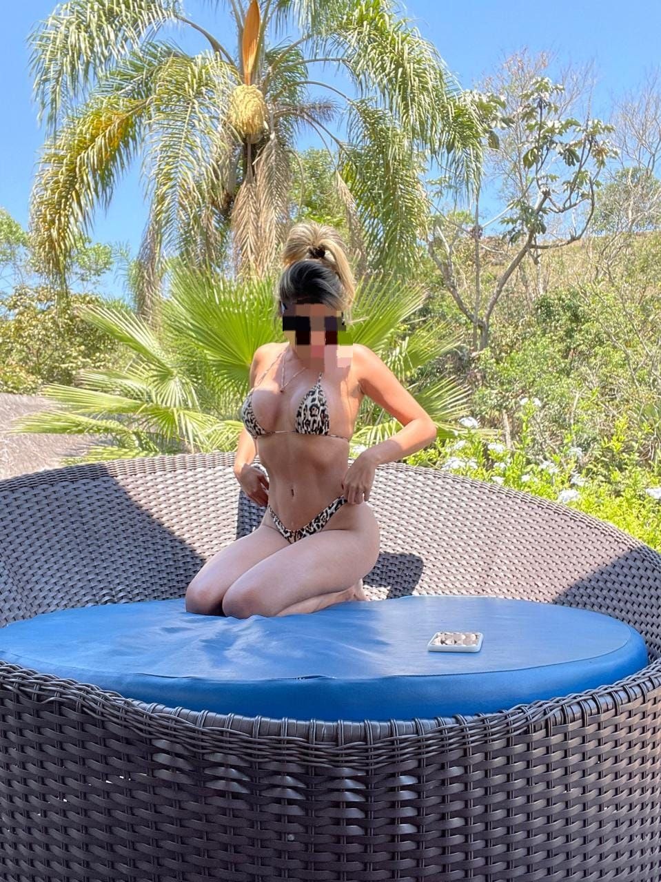 695343262 | AGATA | Chica