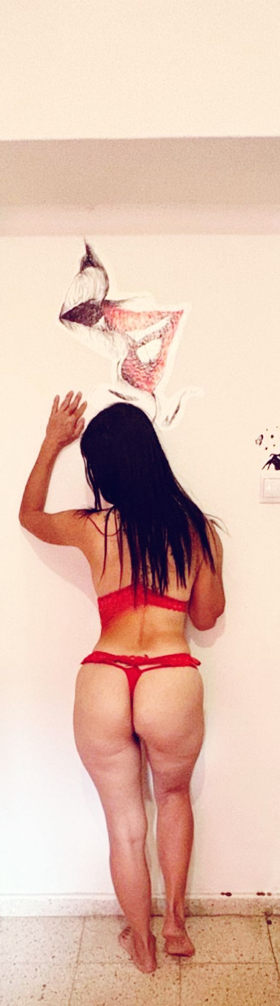 743074061 | MIA | Chica