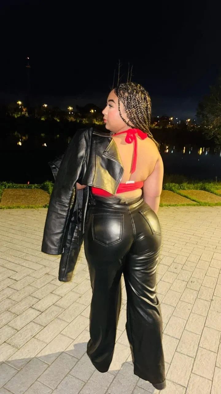 643033992 | BRENDA | Chica