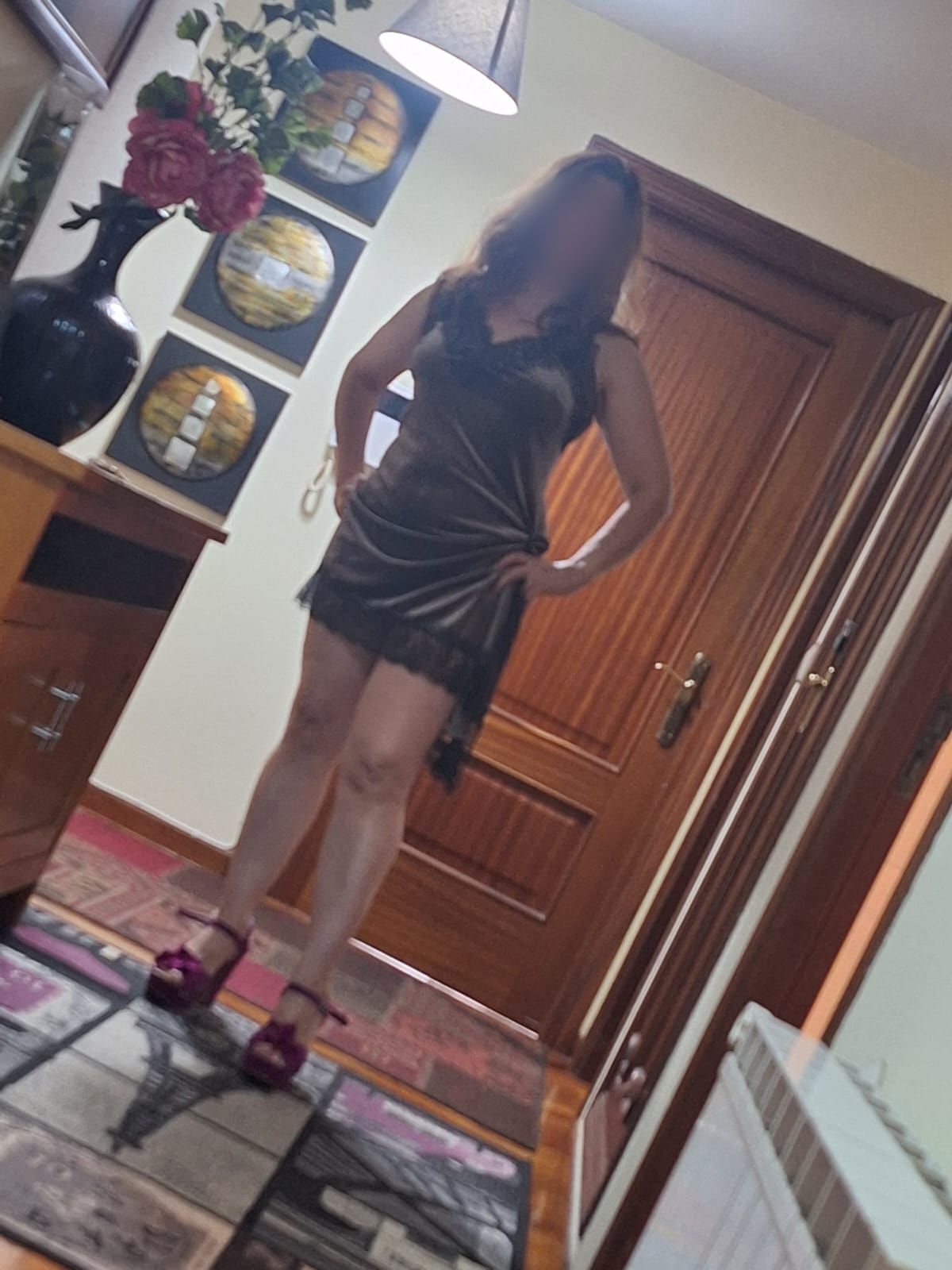 672868883 | MARCELA | Chica