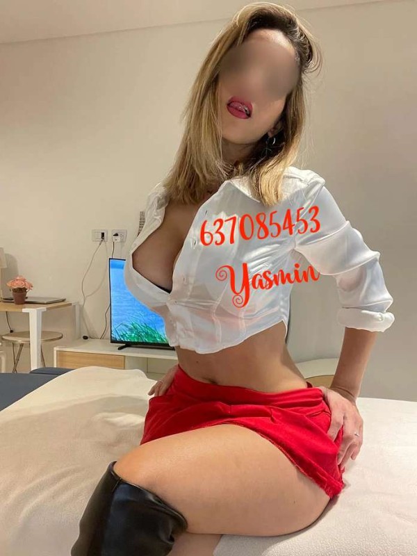 637085453 | YASMIN | Chica