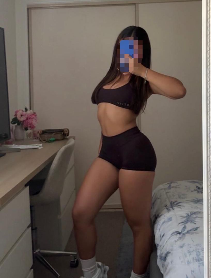 642889248 | KIARA | Chica