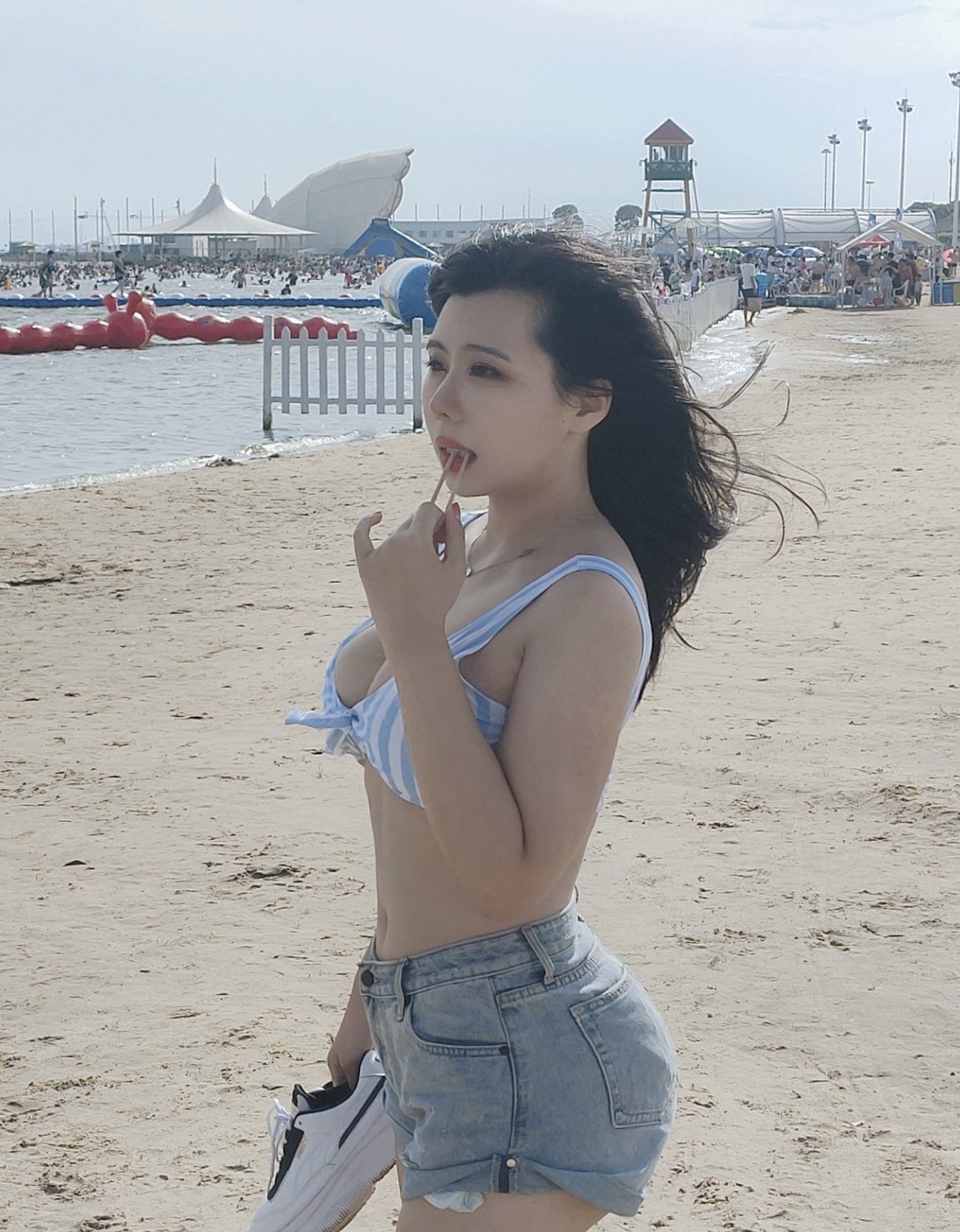 624856400 | ZARAGOZA新的女孩 | Chica