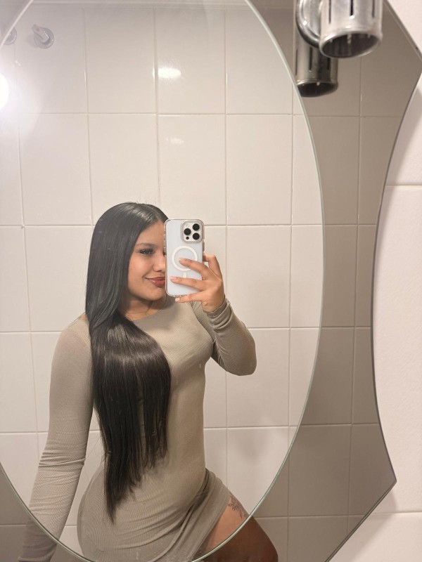 661157780 | LEONELA | Escort