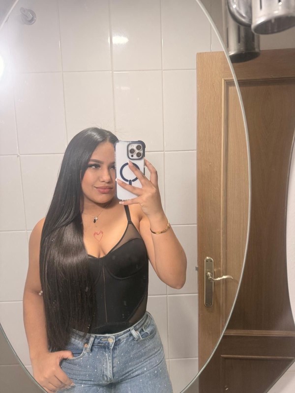 661157780 | LEONELA | Escort