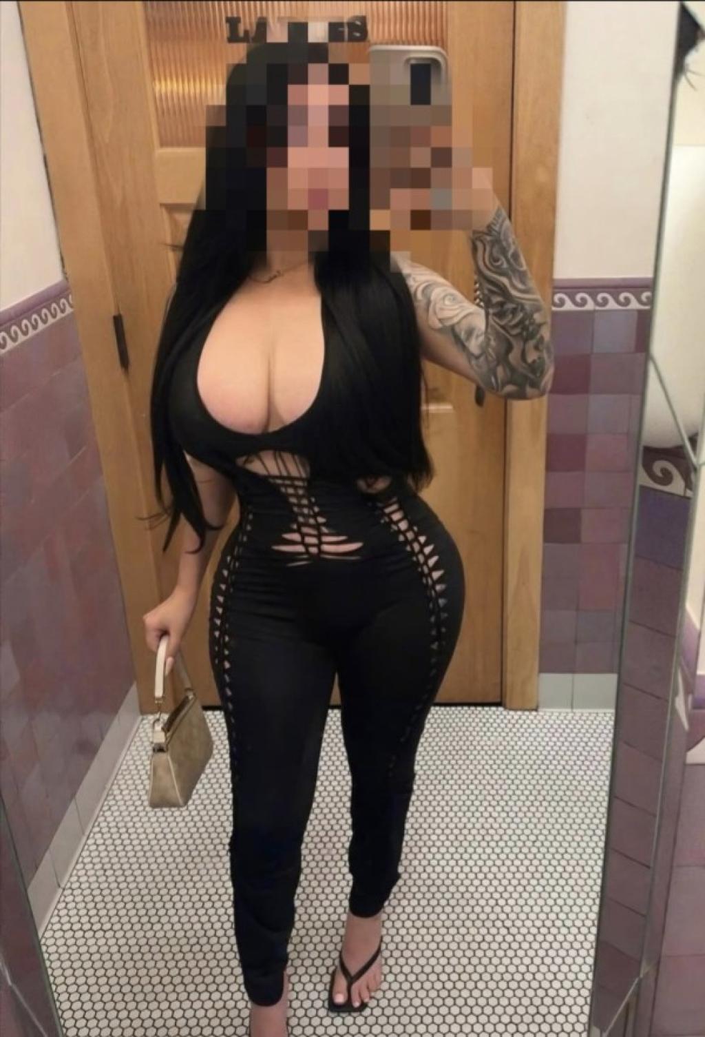 Puta en Ourense - 677240475