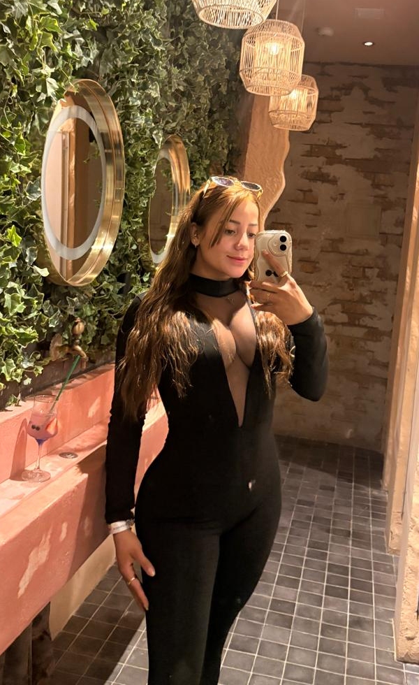603393554 | DIVA | Chica
