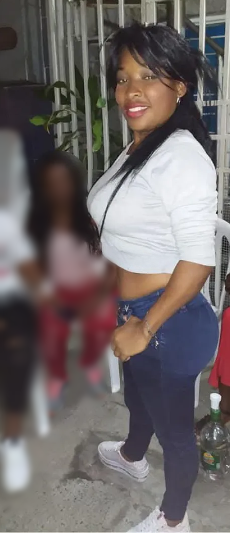 617975924 | MICHELLE | Chica