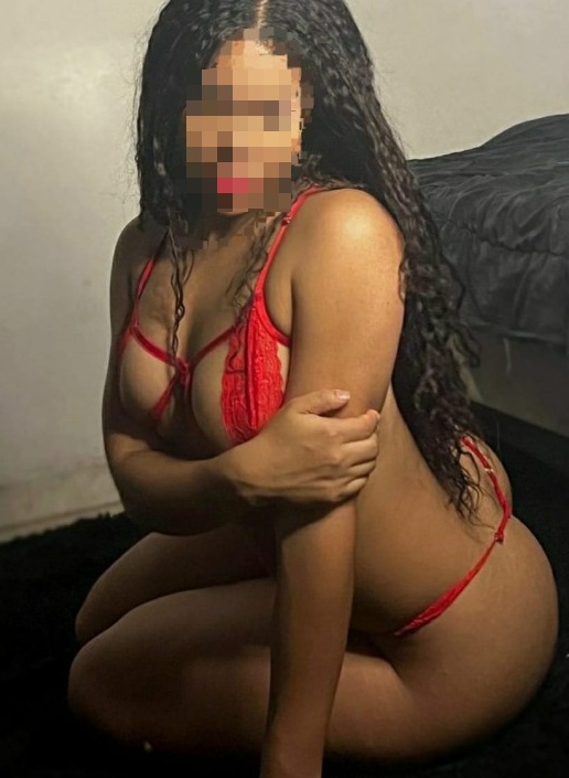 611495644 | LUCERO | Chica