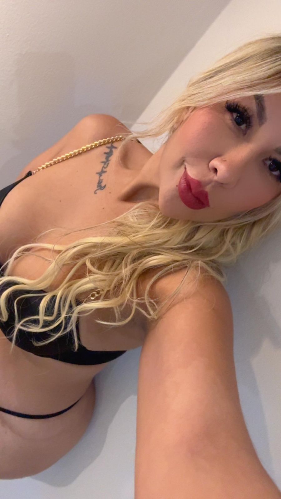 653303461 | DIANA | Chica