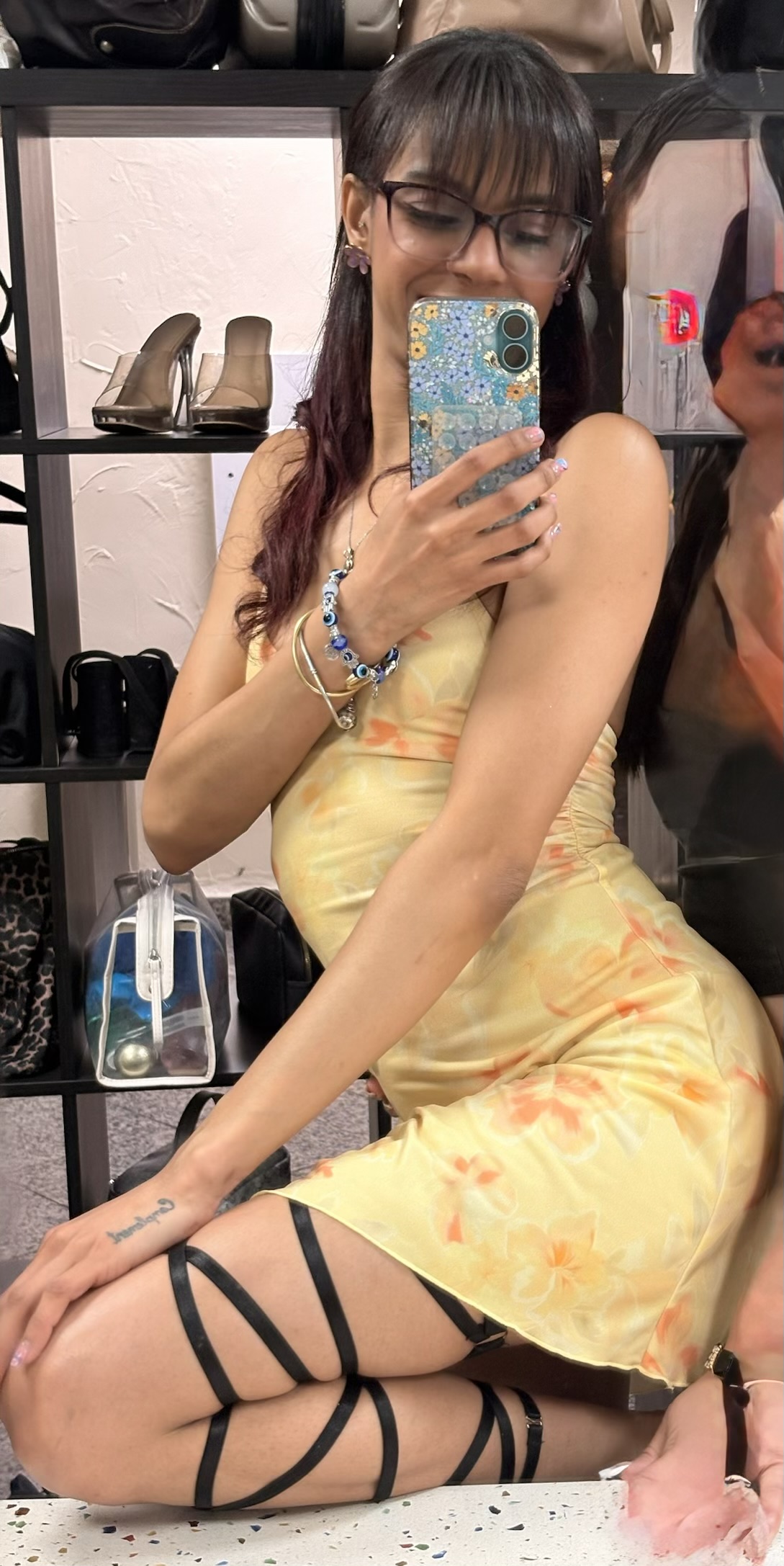632938373 | ALICIA | Chica