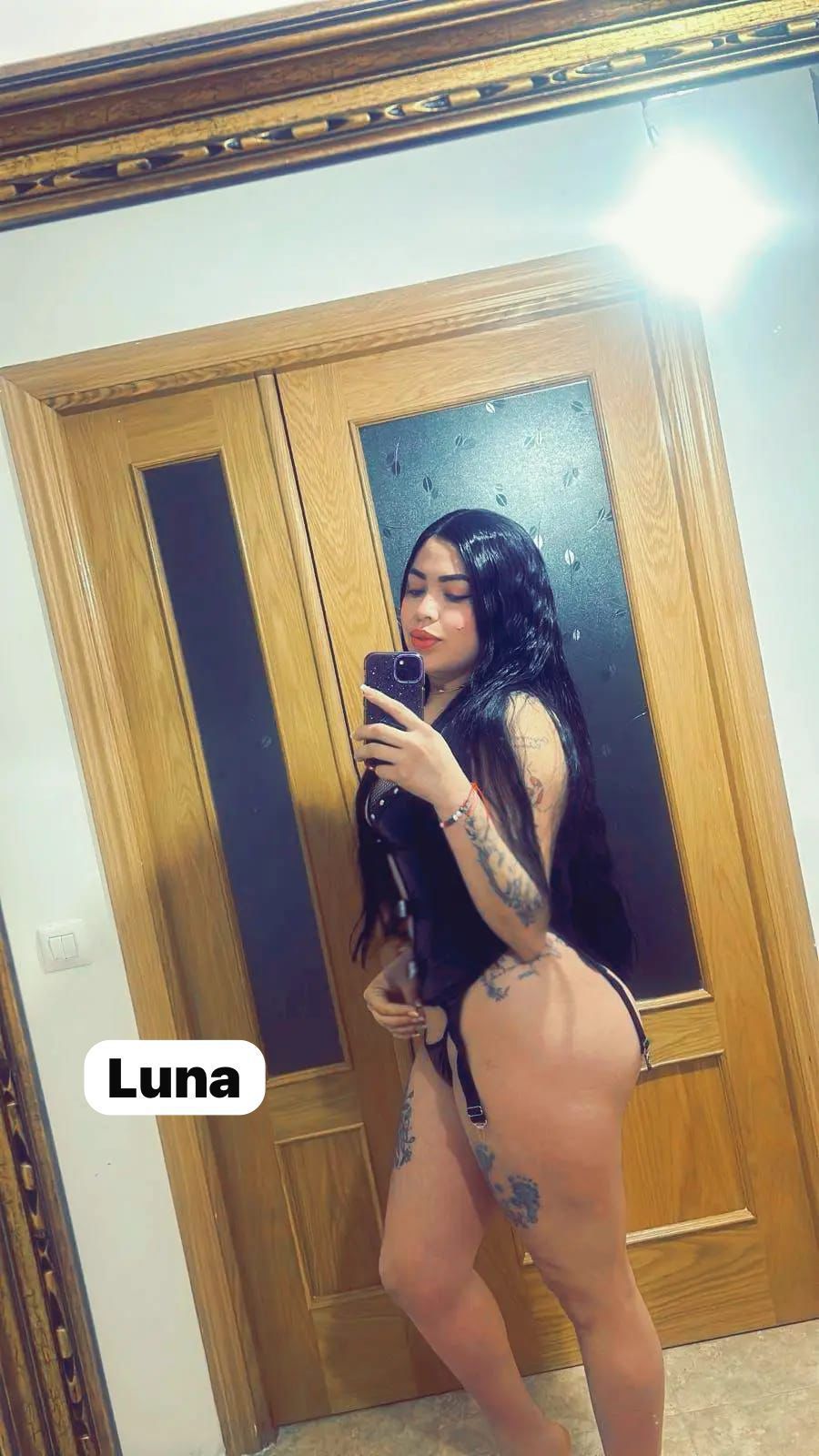 604240778 | LUNA | Chica