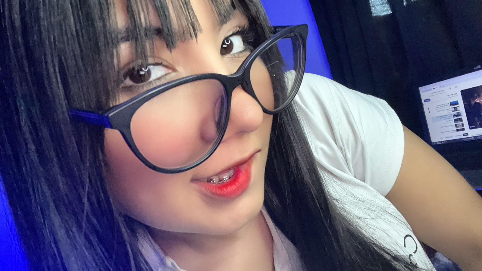 657247549 | CAMILA | Puta