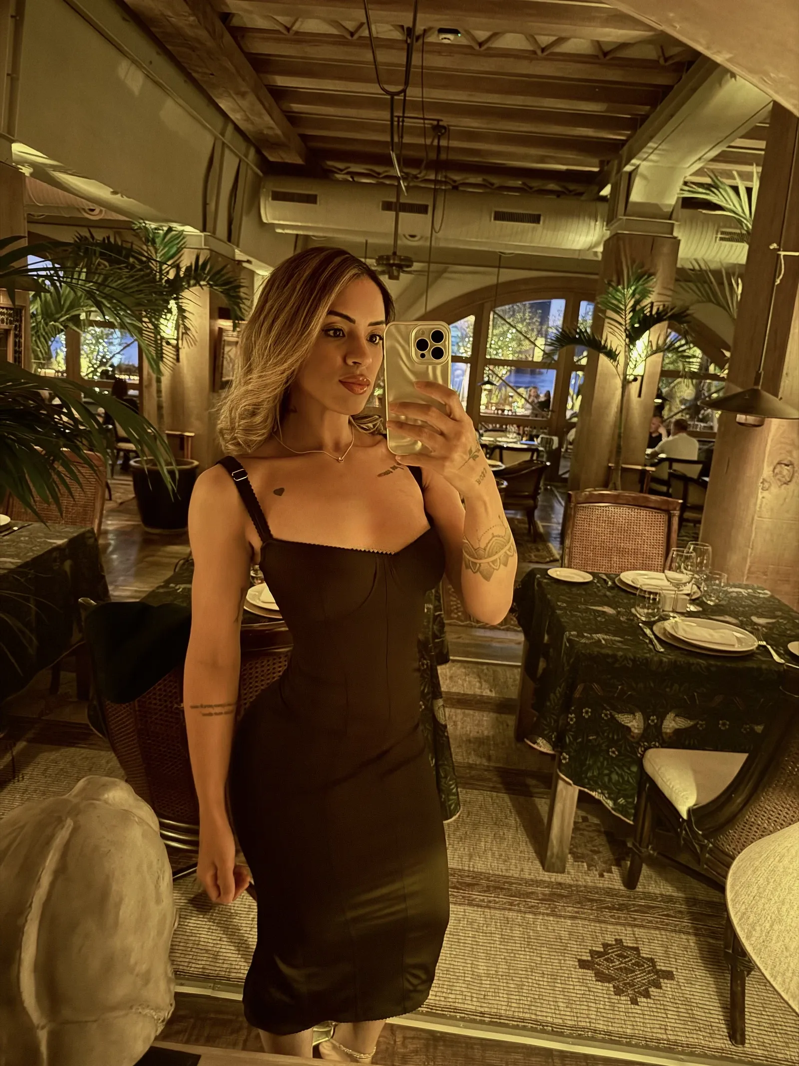 657602068 | LOLA | Escort