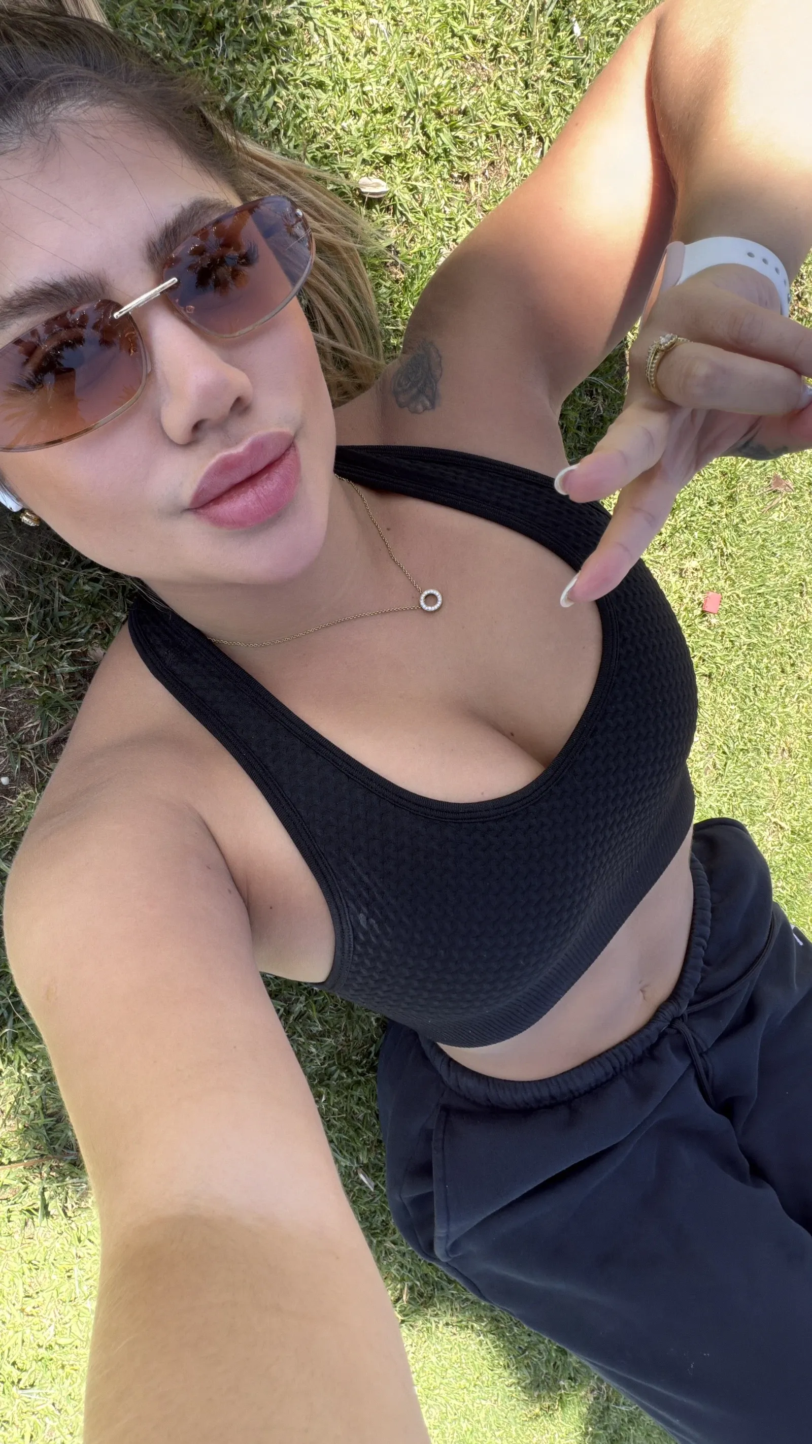 600110863 | LAURA | Puta