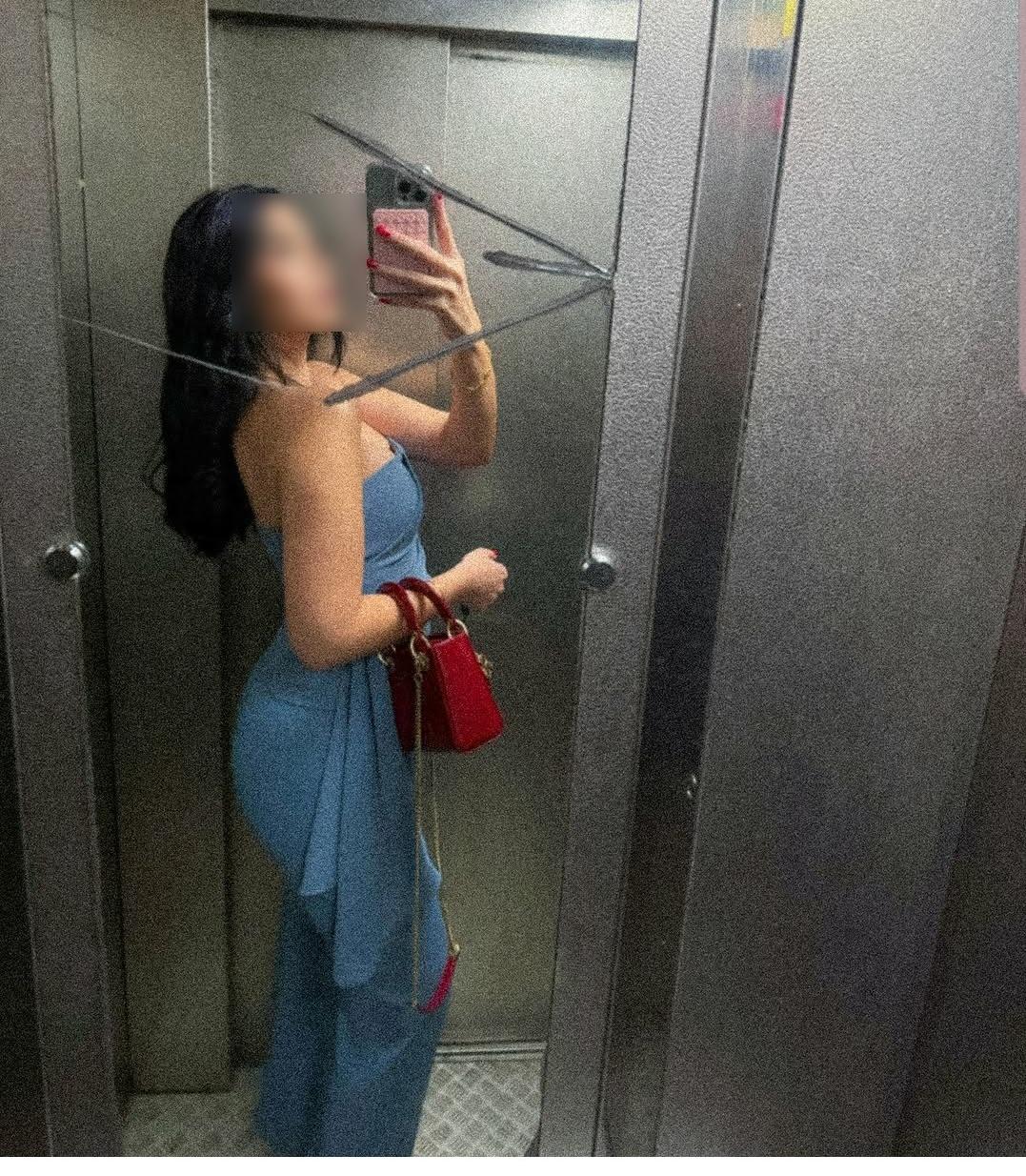 604153854 | EVA | Escort