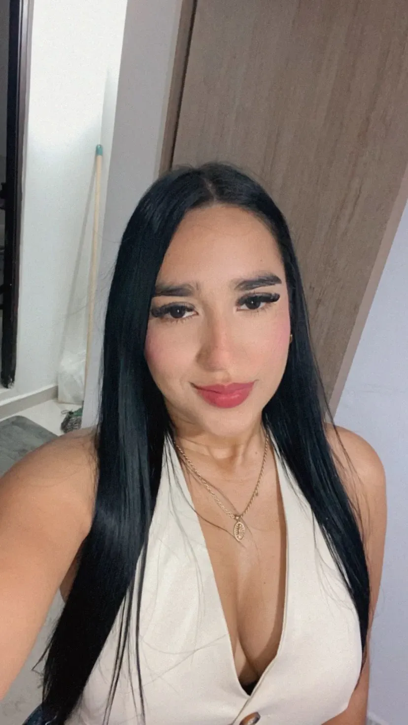 633662954 | VIANKA | Escort