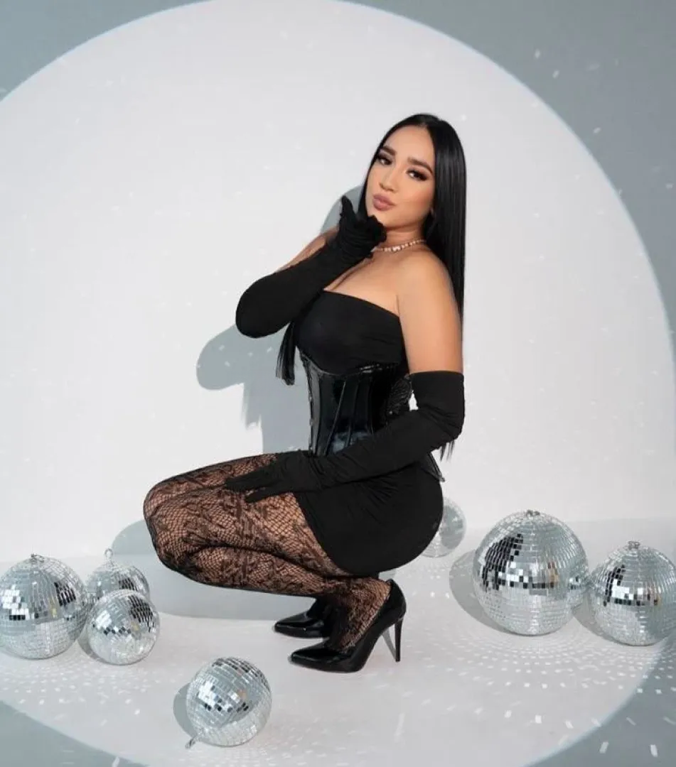 633662954 | VIANKA | Escort