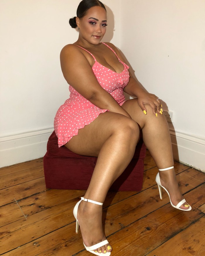 643086558 | CARMEN | Puta