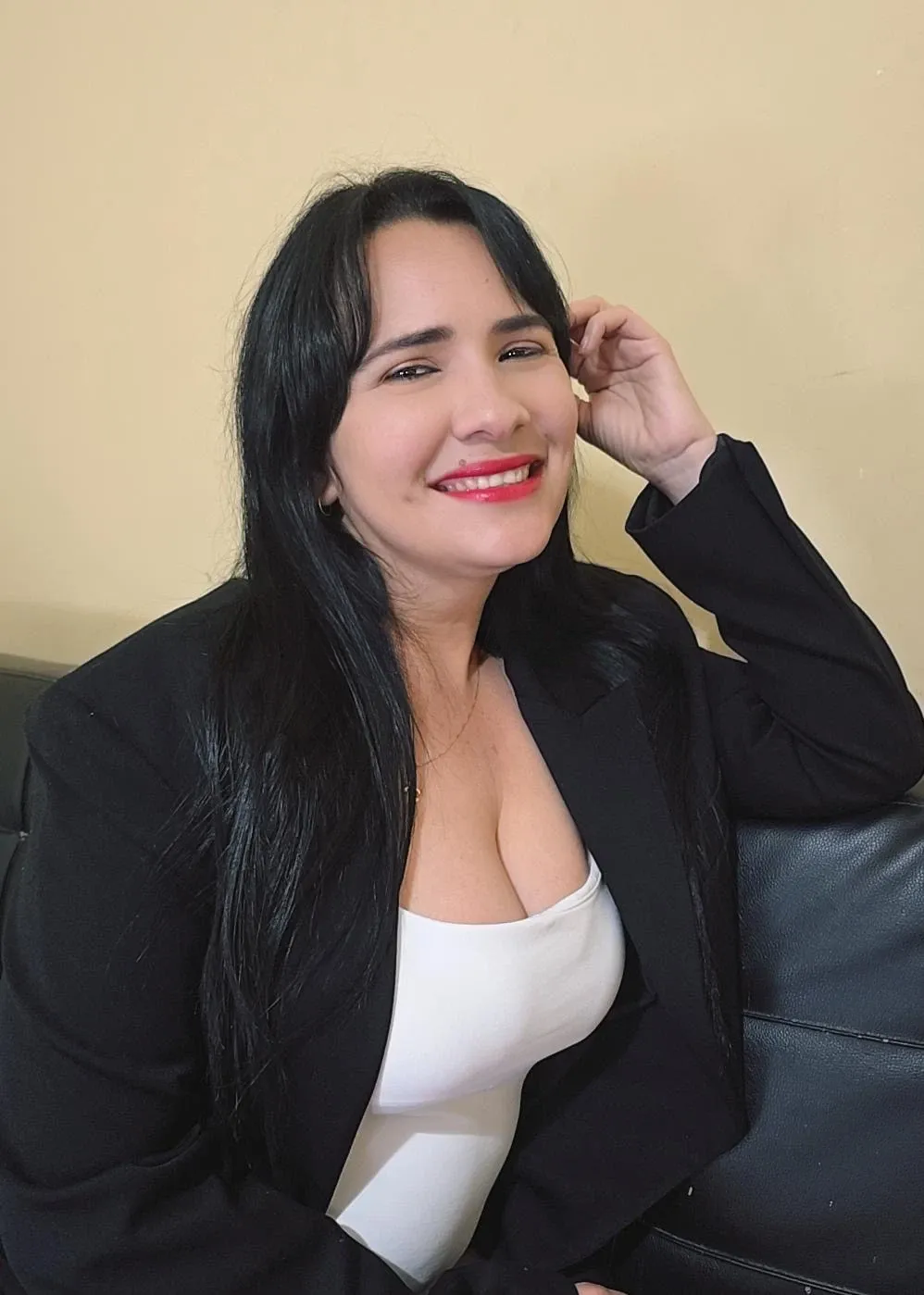 604308335 | MARIANA | Puta